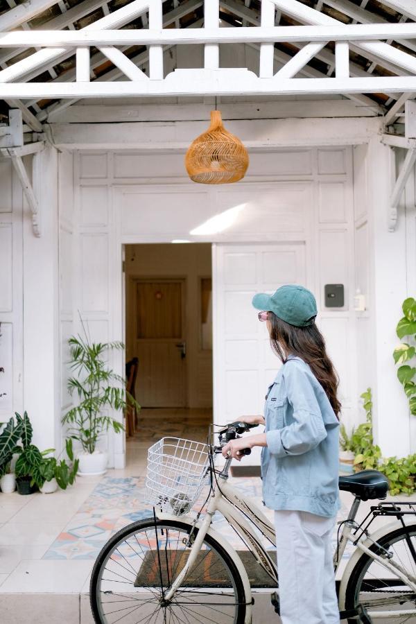 Roemah Renjana Yogyakarta Hotel Luaran gambar