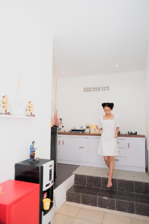Roemah Renjana Yogyakarta Hotel Luaran gambar